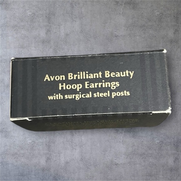Avon Brilliant Beauty Hoop Earrings With Stainless Steel Posts - Picture 4 of 4